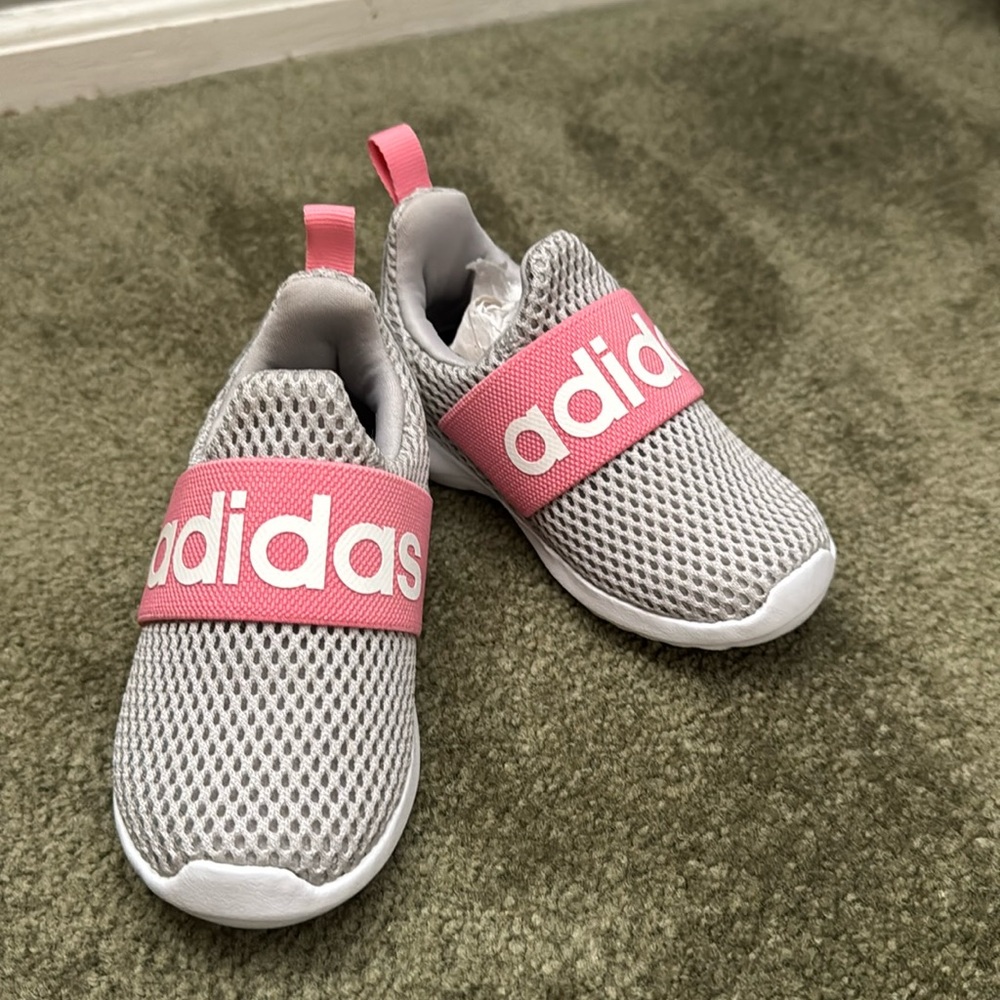 Toddler shoes NWOT.